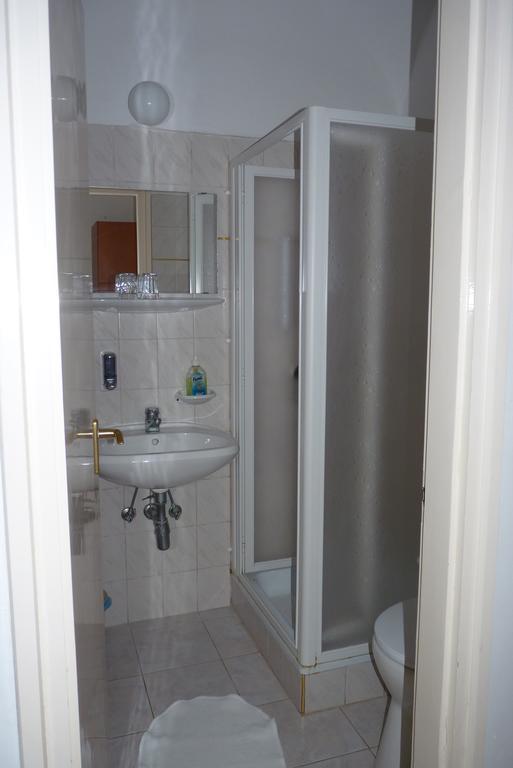 Kastélyszálló Szarkavár Kaposújlak Exterior foto